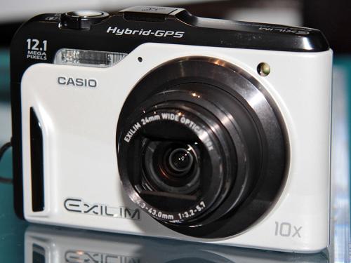 Компактный фотоаппарат с GPS Casio EXILIM ZOOM EX-H10